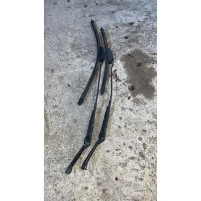 Opel Vectra B Dış Silecek Kolları Gm 