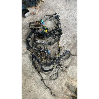 Opel Vectra B Dizel Çıkma Göğüs Torpido Tesisatı GM Sigorta Kutusu 