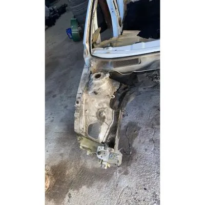 Opel Astra J Kesme Sağ Ön Podye Ön Çeyrek Hatasız Beyaz Renk 