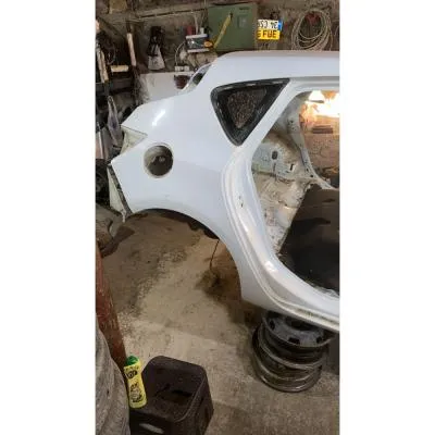 Opel Astra J Beyaz Renk Arka Çamurluk Sacı Stop Sacı Arka Bagaj 