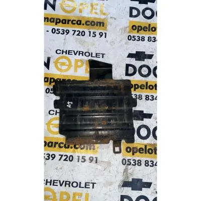 Opel Astra J Akü Alt Muhafaza GM 13354049