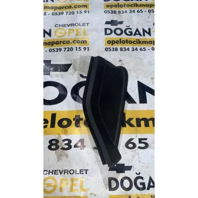 Opel Astra J Sol Torpido Kapağı GM Orijinal 