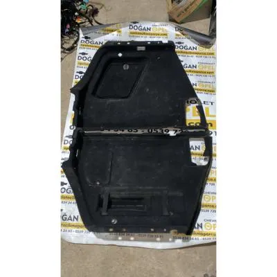 Opel Astra Çıkma Bagaj Kaplama Halısı GM 