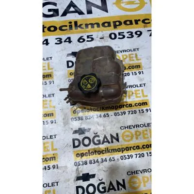 Opel Astra J Cruze İnsignia Radyatör Yedek Su Deposu GM Kapaklı 