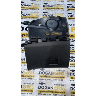 Opel Astra J Cruze Captiva Torpido Gözü GM 