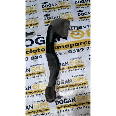 Opel Astra J Cruze Hava Filtre Uç Borusu Ön Panel GM 13307080
