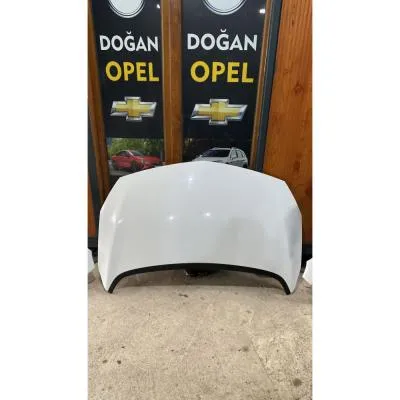 Opel Astra J 2009-2020 Çıkma Beyaz Renk Kaput GM Orijinal 