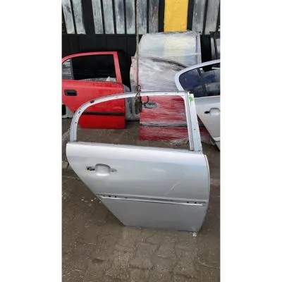 Opel Vectra C 2002-2008 Çıkma Orijinal Sağ Arka Kapı Gümüş Gri Renk 