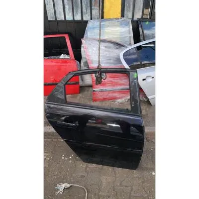 Opel Vectra C HB GTS Çıkma sağ Arka Kapı Siyah Renk Orijinal 