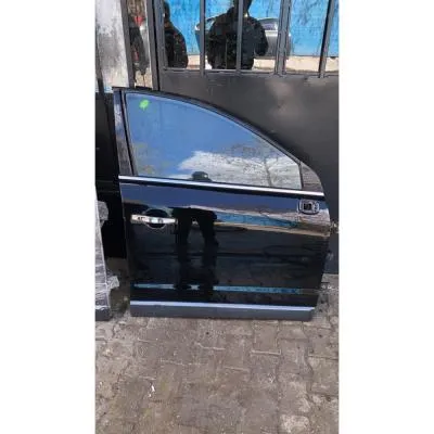 Opel Antara Çıkma Orijinal Sağ Ön Arka Kapı Siyah Renk 