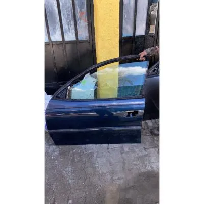 Opel Omega B Çıkma Sol Ön Kapı Orijinal 
