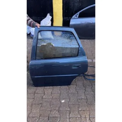 Opel Vectra B 1996-2002 Çıkma Sol Arka Kapı Yeşil Renk Orijinal 