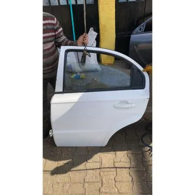 Chevrolet Aveo T250 Sedan Çıkma Sol Arka Kapı Beyaz Renk Orijinal