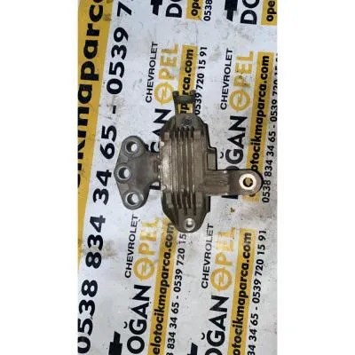 Opel Astra J Çıkma Orijinal Sağ Motor Takozu (Kulağı)
