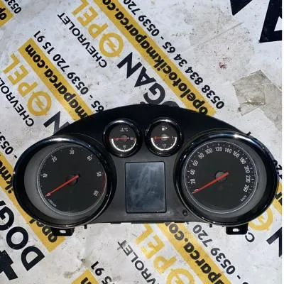 Opel Astra J Dizel Km Saati, Gösterge Paneli GM 13374901