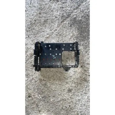 Opel Astra J İnsignia T300 Aveo Akü Üstü Sigorta Şase kutusu GM