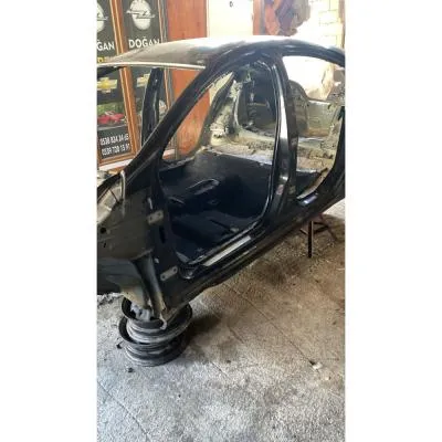 Opel İnsignia A 2009-2017 Kesme Yan Marşpiyel Sacı Orta  Direk 