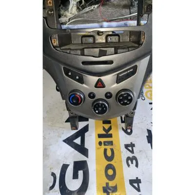 Chevrolet Yeni Aveo T300 Çıkma Orijinal Dörtlü Flaşör Ve Kilit Düğmesi GM 