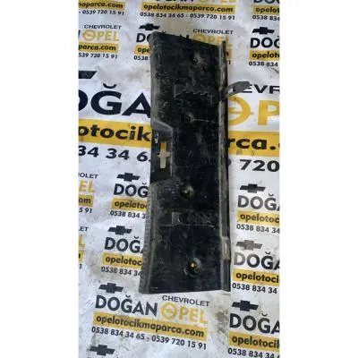 Chevrolet Yeni Aveo T300 Çıkma Orijinal Bagaj Eşik Kaplama Bakaliti GM 