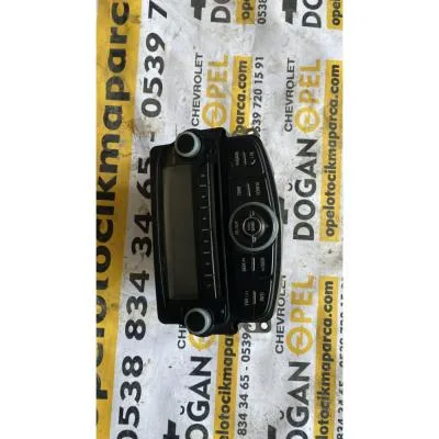 Chevrolet Yeni Aveo T300 Çıkma Orijinal Teyp CD Çalar BT Özellikli