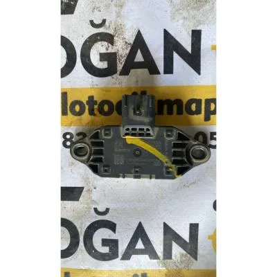 Chevrolet Yeni Aveo T300 Çıkma Orijinal ESP Savrulma, İvme Sensörü GM 13578324