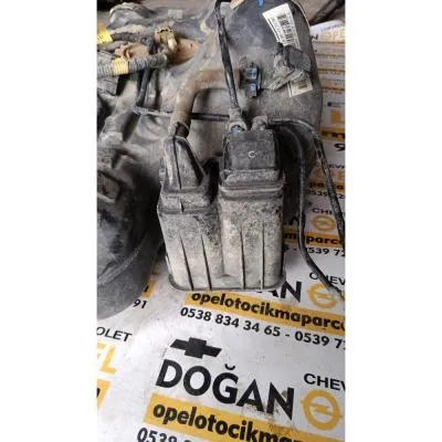 Opel Astra J Chevrolet Yeni Aveo T300, Cruze, Trax Çıkma Orijinal Yakıt Dinlendirme kabı Kanister GM 