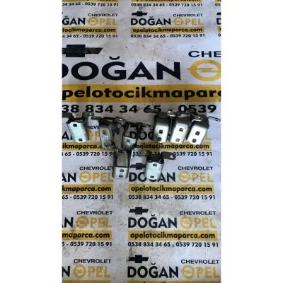Opel İnsignia Çıkma Orijinal Kapı Menteşesi GM 