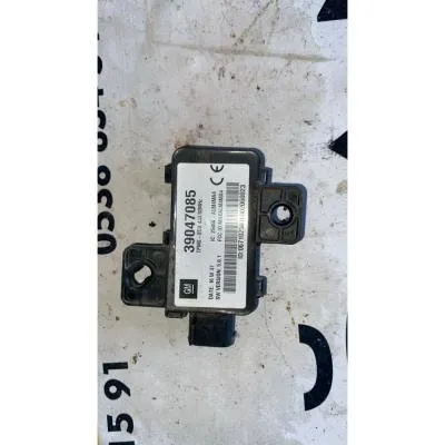 Opel Astra J İnsignia Lastik Basınç Kontrol Modülü GM 39047085