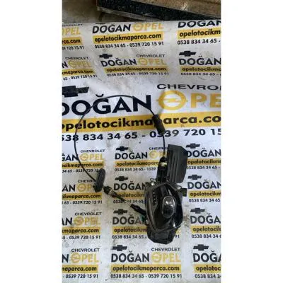 Opel İnsignia A Çıkma Orijinal otomatik Vites mekanizması GM 