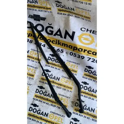 Opel İnsignia Dış Silecek Kolları GM 