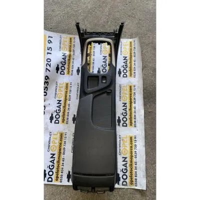 Opel İnsignia A Kol Dayama Orta Konsol GM 