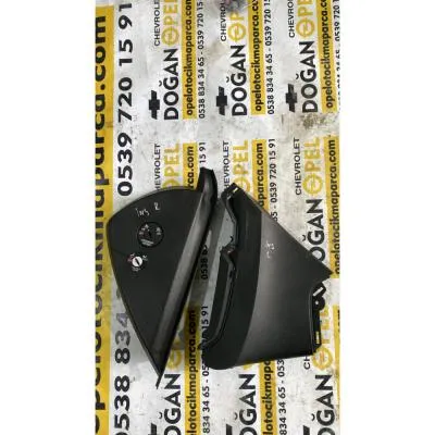 Opel İnsignia A2 Torpido Yan kapakları GM Airbag Anahtarı