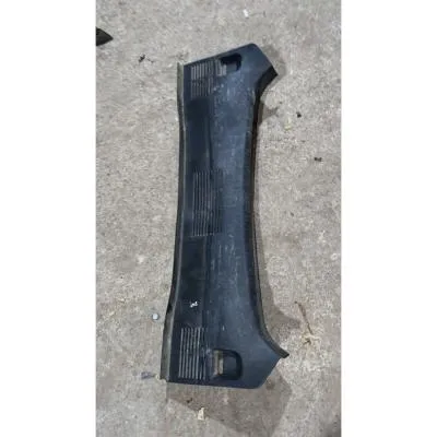 Opel İnsignia A Bagaj Eşik Kaplama Bakaliti GM 