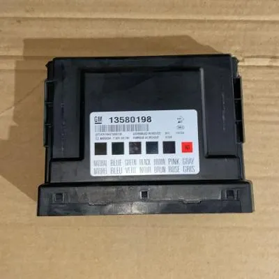 Chevrolet Cruze BCM Gövde konfor Beyni GM 13580198