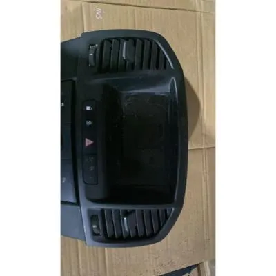 Opel İnsignia A Dörtlü Flaşör Düğmesi Orta Üfleme Izgaraları GM 13324594