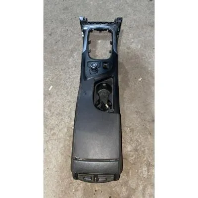 Opel İnsignia A 2099-2014 Orta Konsol Kol Dayamalı