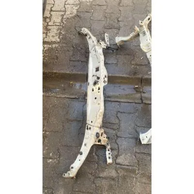 Opel Astra H Çıkma Orijinal Ön Panel far Yuvaları GM 