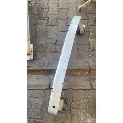 Opel Astra H Çıkma Ön Tampon Demiri GM Şase Uç Bağlantı Ayağı 