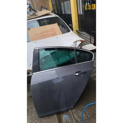 Opel İnsignia Çıkma Sol Arka Kapı Orijinal Gri Renk 2009-2017