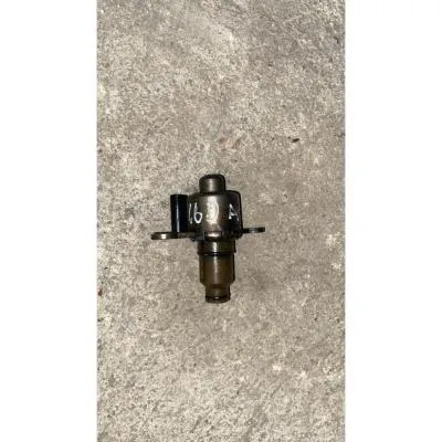 Opel Astra J K İnsignia Piston Yağ Jeti Valfi GM 55598156