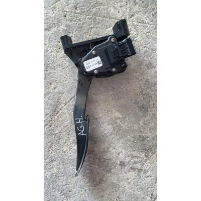 Opel Astra G H Gaz Pedalı Gm 9157998 BK