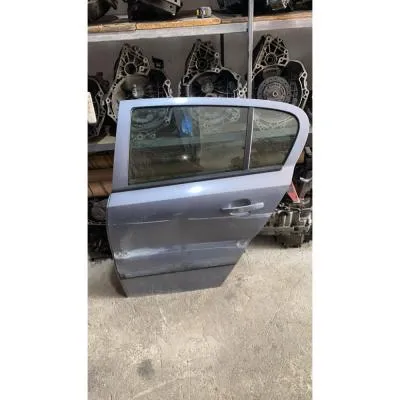 Opel Astra H Hb Hasarlı Sol Arka Kapı  GM Orjinal