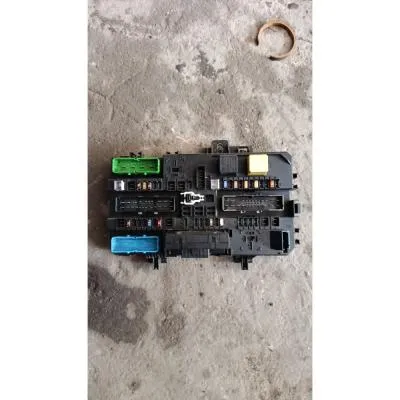 Opel Astra H BCM Bsi Beyni İç Sigorta Kutusu GM 13145017 CD GM Orjinal