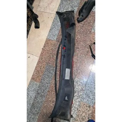 Opel Astra G Silecek Alt Su toplama Izgarası GM Orijinal 