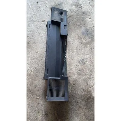 Opel Corsa d Bagaj Eşik Kaplama bakaliti GM  GM Orjinal