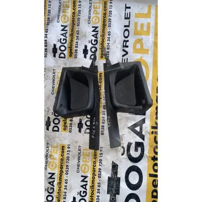 Ford Focus Arka Koltuk yan Cepleri  FoMoCo
